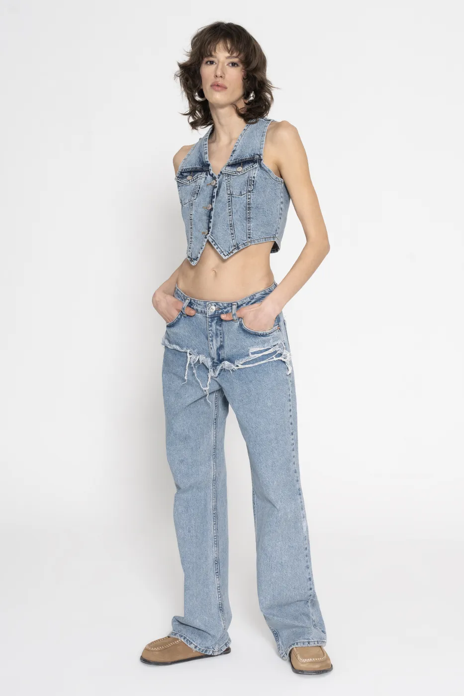 Bayan Mavi Yıpratmalı Denim Pantolon