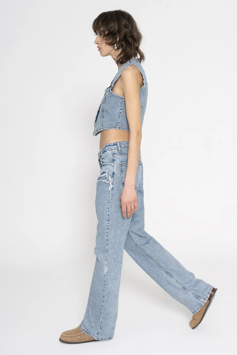 Bayan Mavi Yıpratmalı Denim Pantolon
