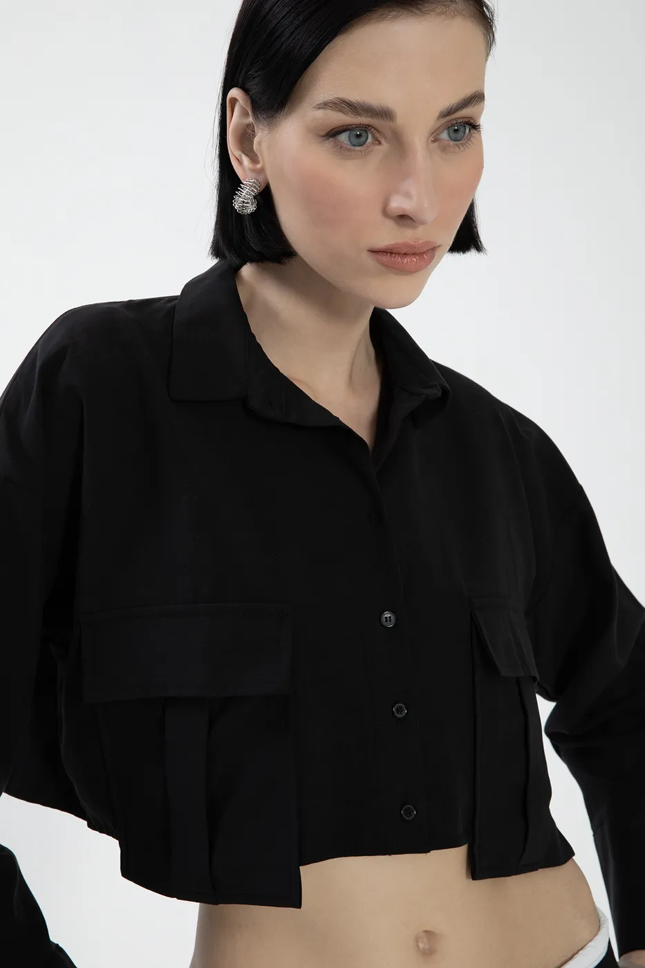 Bayan Siyah Tencel Keten Karışımlı Crop Gömlek