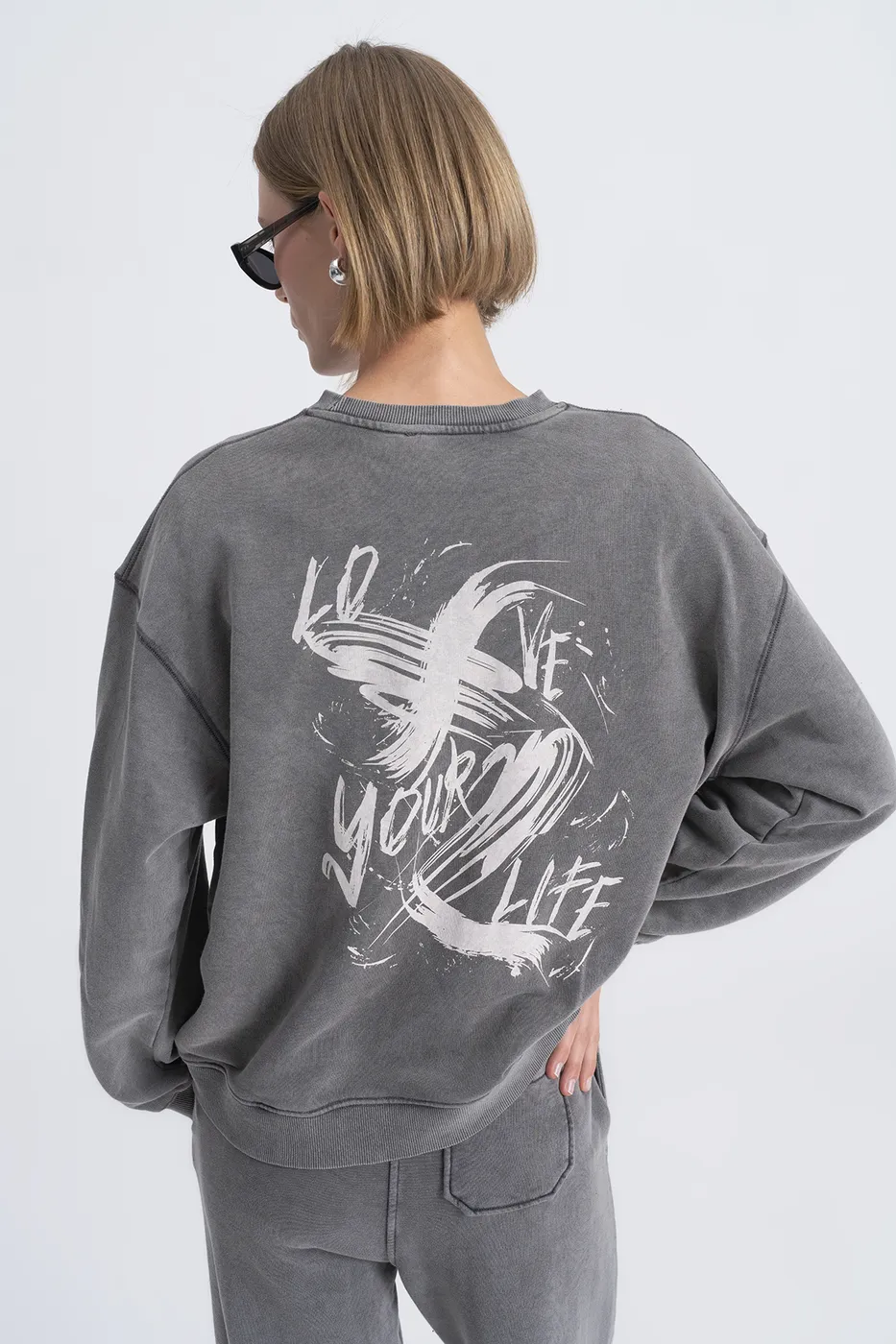 Bayan Antrasit Baskı Detaylı Basıc Sweatshirt