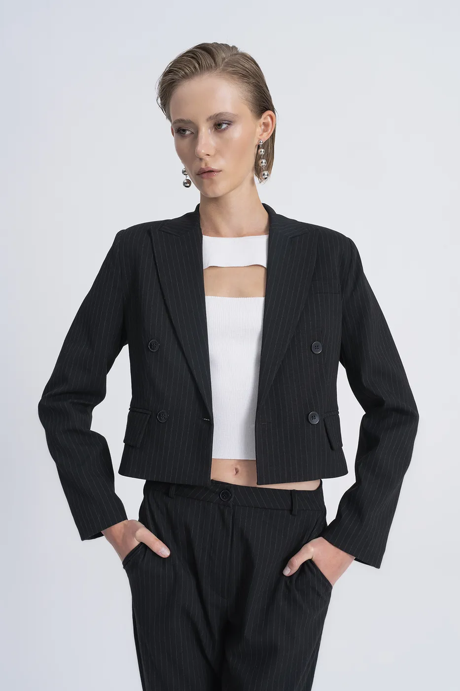 Bayan Siyah Crop Blazer Ceket