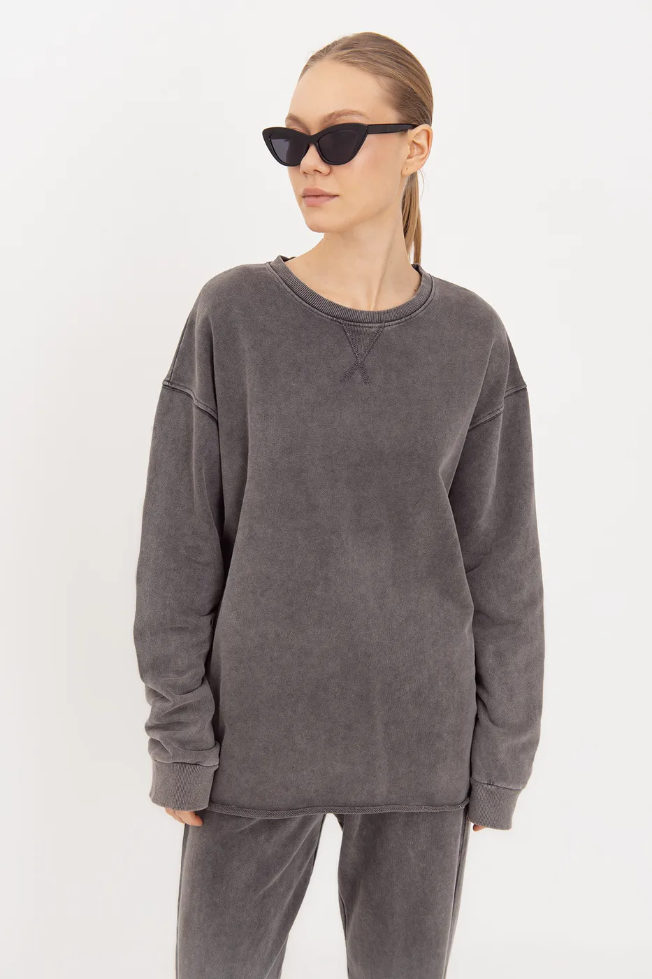Bayan Antrasit Yıkamalı Baskılı Sweatshirt