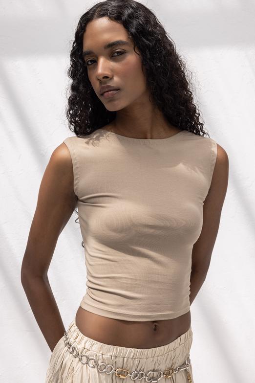 Sırt Dekolteli Crop Top