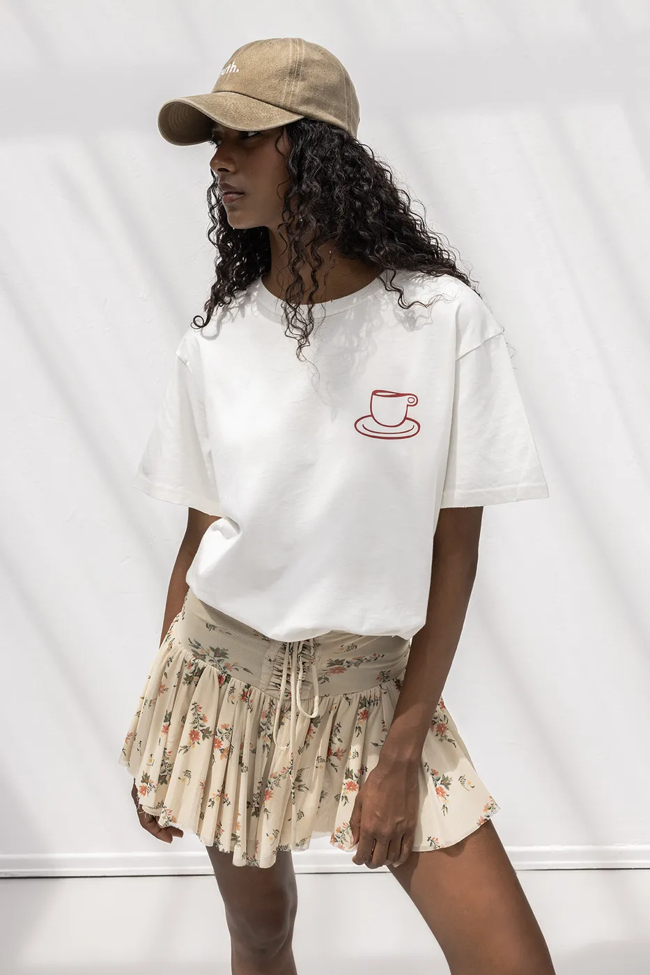 Bayan Ekru Oversize Baskılı Tshirt