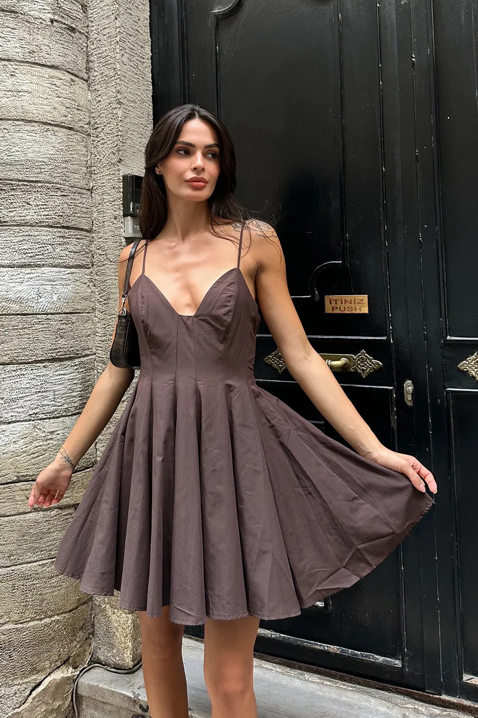 Bayan Kahverengi Askılı Poplin Mini Elbise