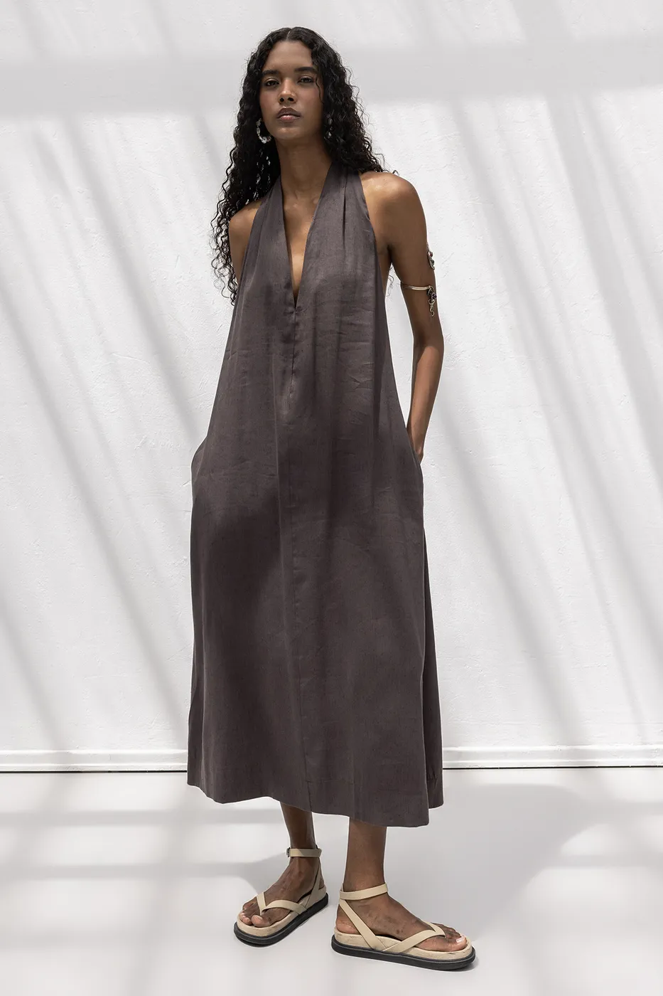 Bayan Kahverengi Oversize Keten Karışım Midi Elbise