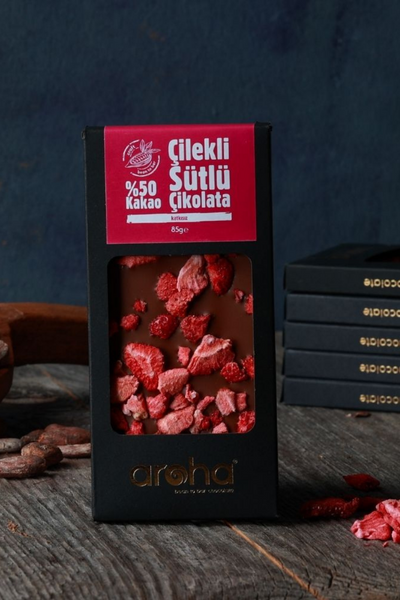 Erkek genel %50 Kakao, Çilekli Sütlü Çikolata. 85 Gr.