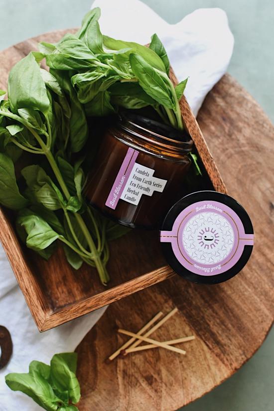 Erkek genel From Earth Basil Blossom