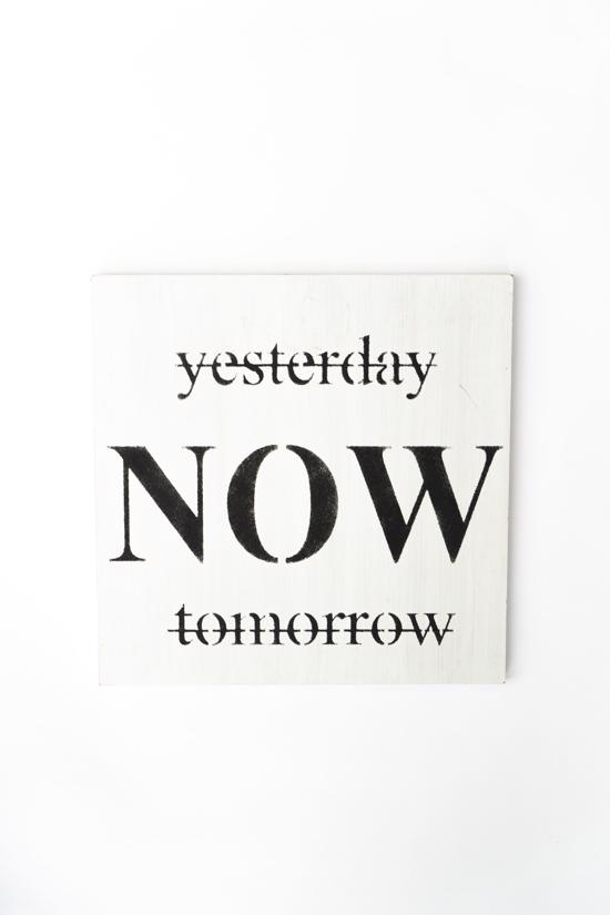 Men genel Yesterday Now Tomorrow Ahşap Dekor