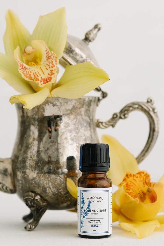 Erkek genel Ylang Ylang Uçucu Yağı