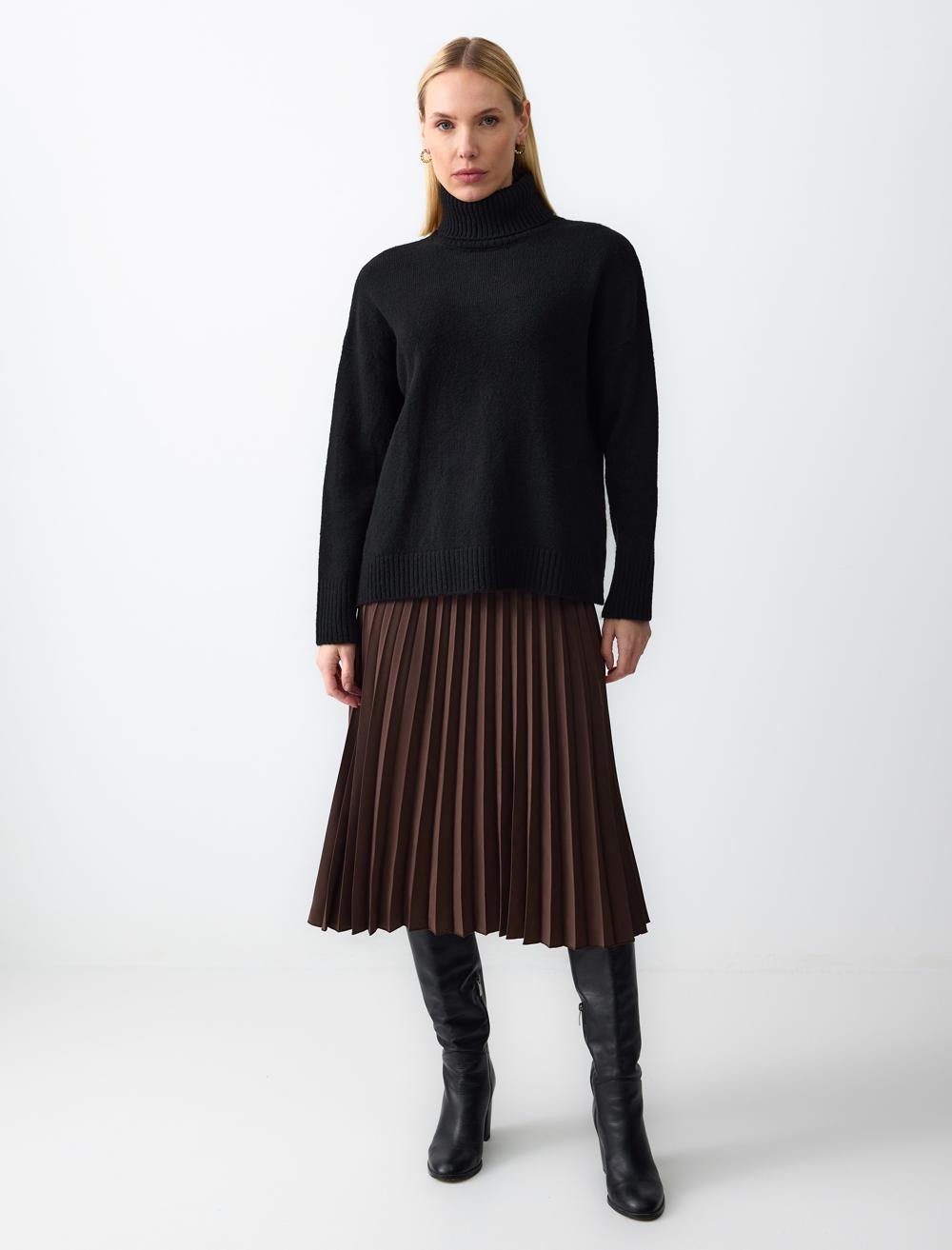 スカート Rohe Pleated midi skirt in khaki Róhe Pleated midi skirt in khaki | TheDoubleF