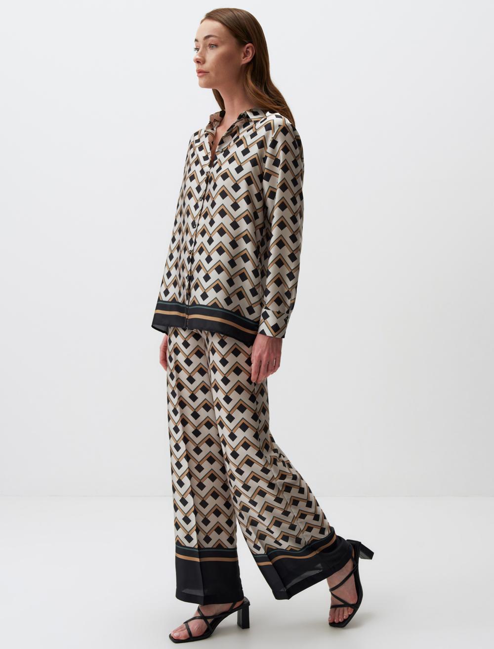 High Waist Geometric Patterned Satin Pants