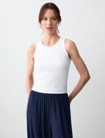 Round Neck Straight Cut Sleeveless Knitted Tank Top