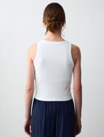 Sleeveless Knitted Tank Top with Cup