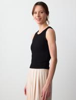 Black Cup Sleeveless Knitted Tank Top