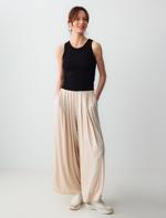 Relaxed Fit High Waist Wide Leg Pleated Knitted Pants