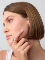Shiny Ring with Spiral Pattern