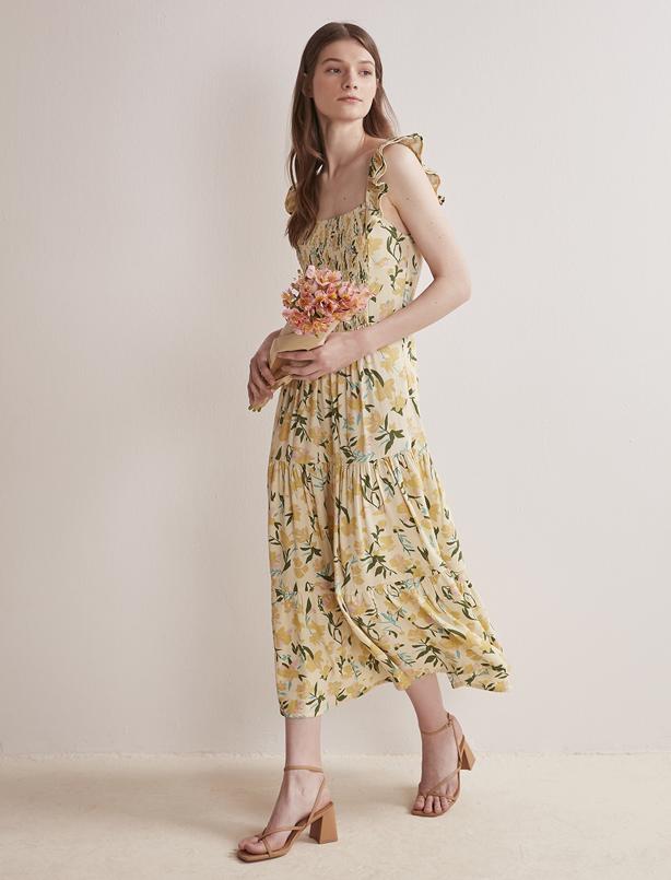 Bayan Sarı Omzu Volanlı Floral Desenli Uzun Elbise