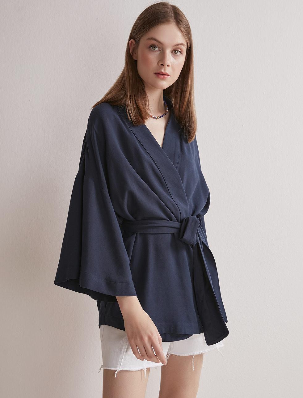 Bayan Denizci Mavisi Beli Kuşaklı Keten Karışımlı Transparan Kimono
