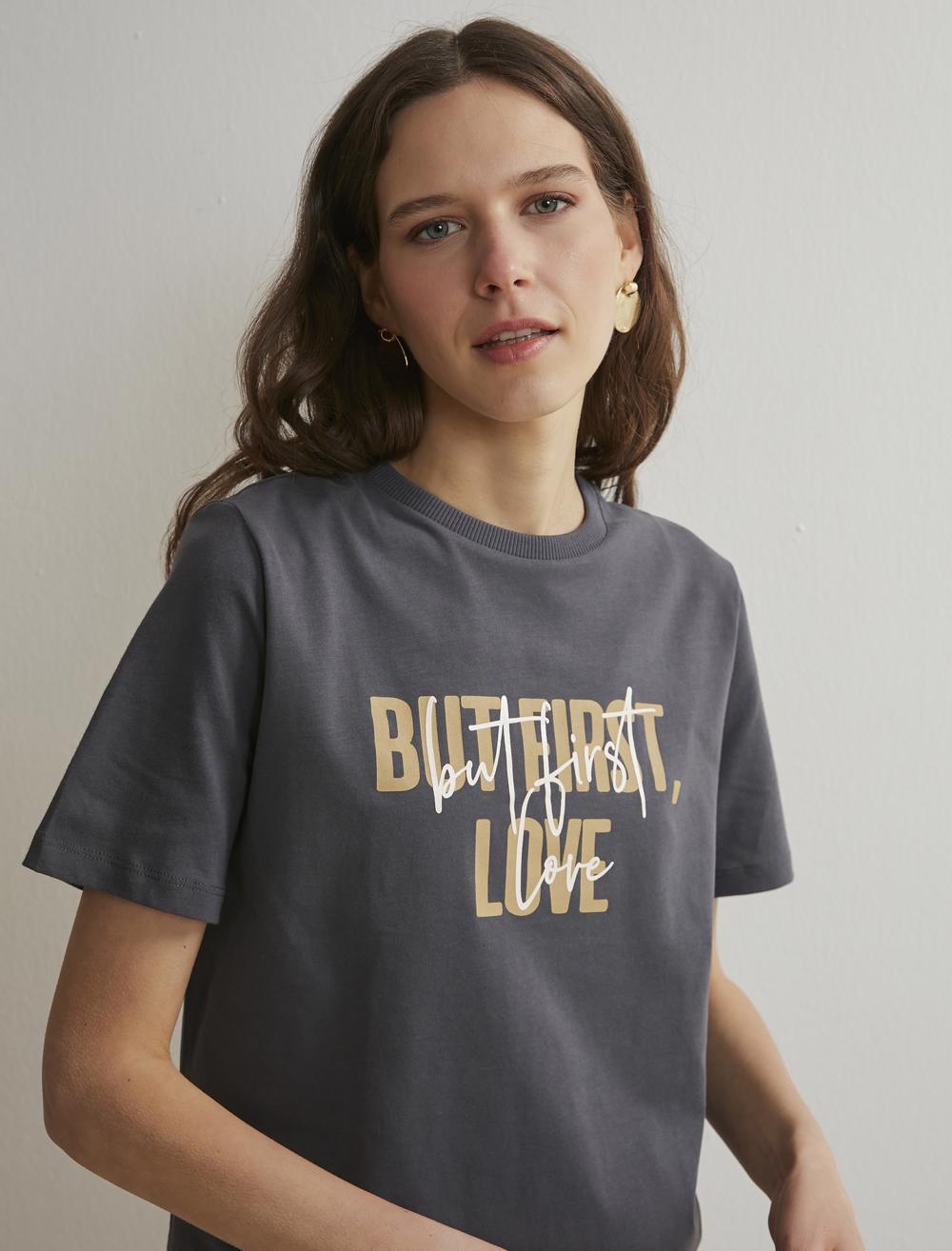 Bayan Antrasit Yuvarlak Yaka Slogan Baskılı T-shirt