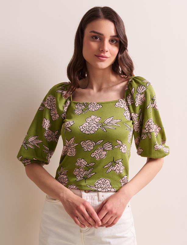 Bayan Yeşil Dar Kesim Truvakar Kol Çiçek Desenli Bluz