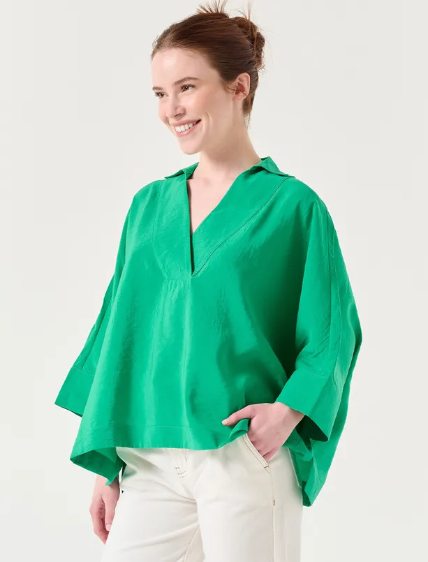 Bayan Yeşil Bol Kesim Gömlek Yaka Truvakar Kol Bluz