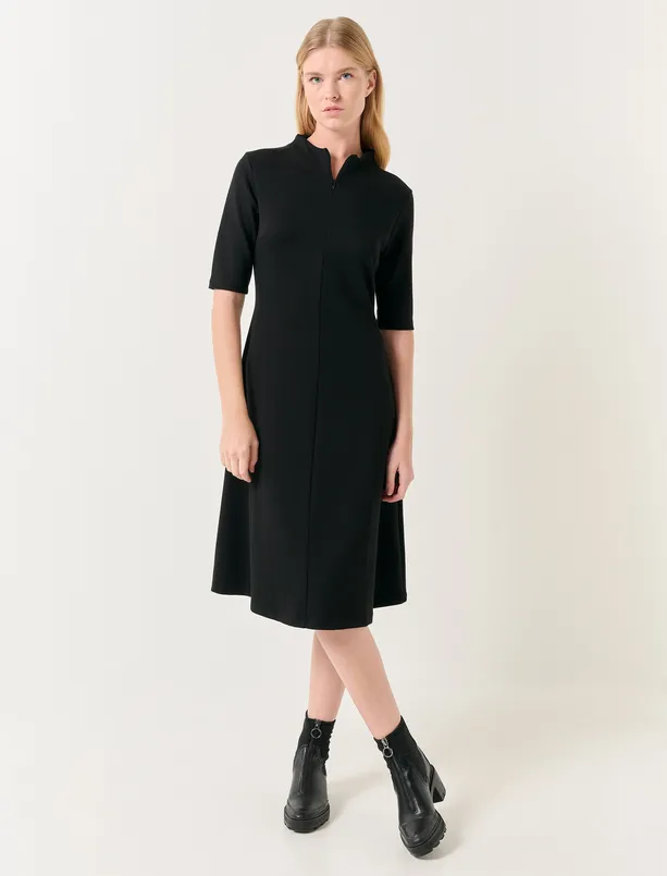 Bayan Siyah Sıfır Yaka Truvakar Kol Midi Elbise