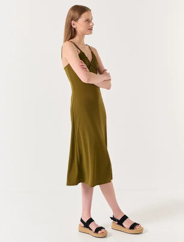 Bayan Koyu Yeşil Askılı V Yaka Midi Elbise