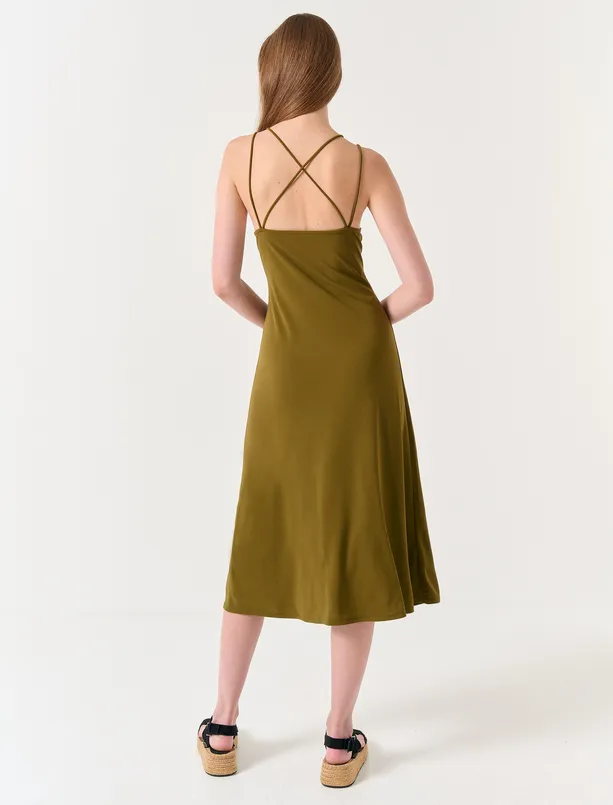 Bayan Koyu Yeşil Askılı V Yaka Midi Elbise