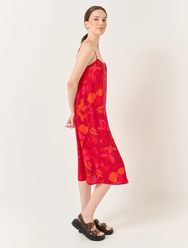 Bayan Kırmızı Askılı Çiçek Desenli Rahat Midi Elbise