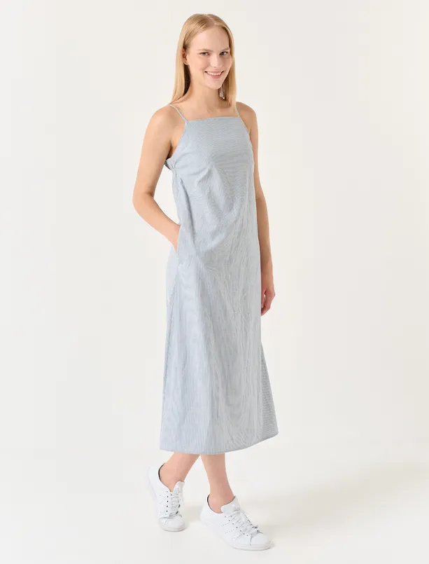 Bayan Mavi Askılı Çizgi Desenli Midi Keten Elbise