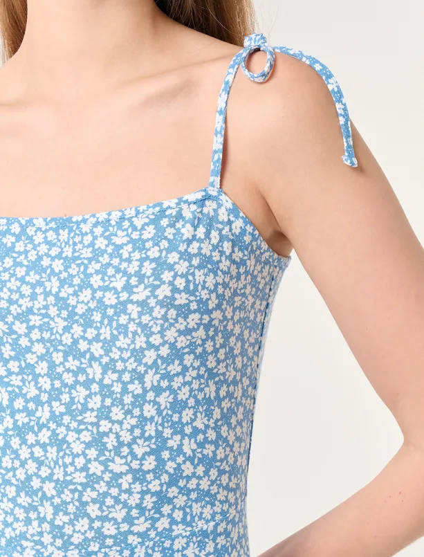 Bayan Mavi Askılı Çiçek Desenli Mini Elbise