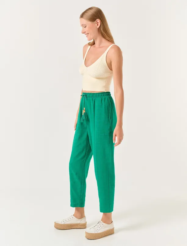Bayan Koyu Yeşil Beli Lastikli Yüksek Bel Kısa Pantolon