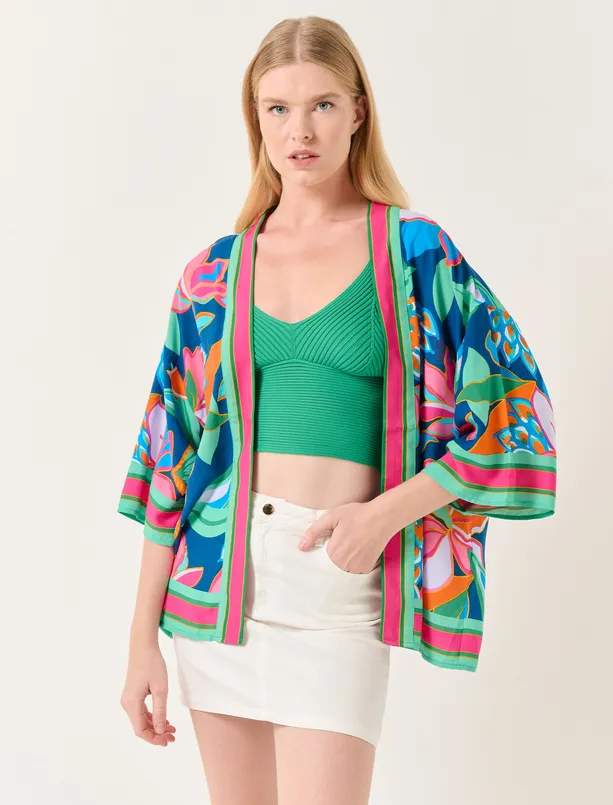 Bayan Karışık Truvakar Kol Çiçek Desenli Kimono
