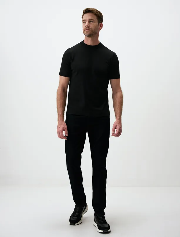 Women Black Crew Neck Straight Cut Mens Sweater T-Shirt