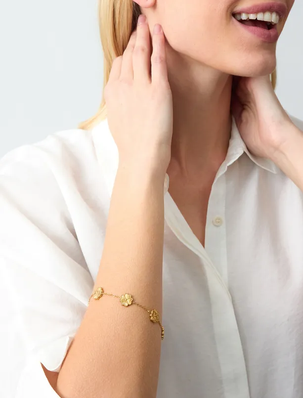 Women Yellow Clover Figured Adjustable Bracelet