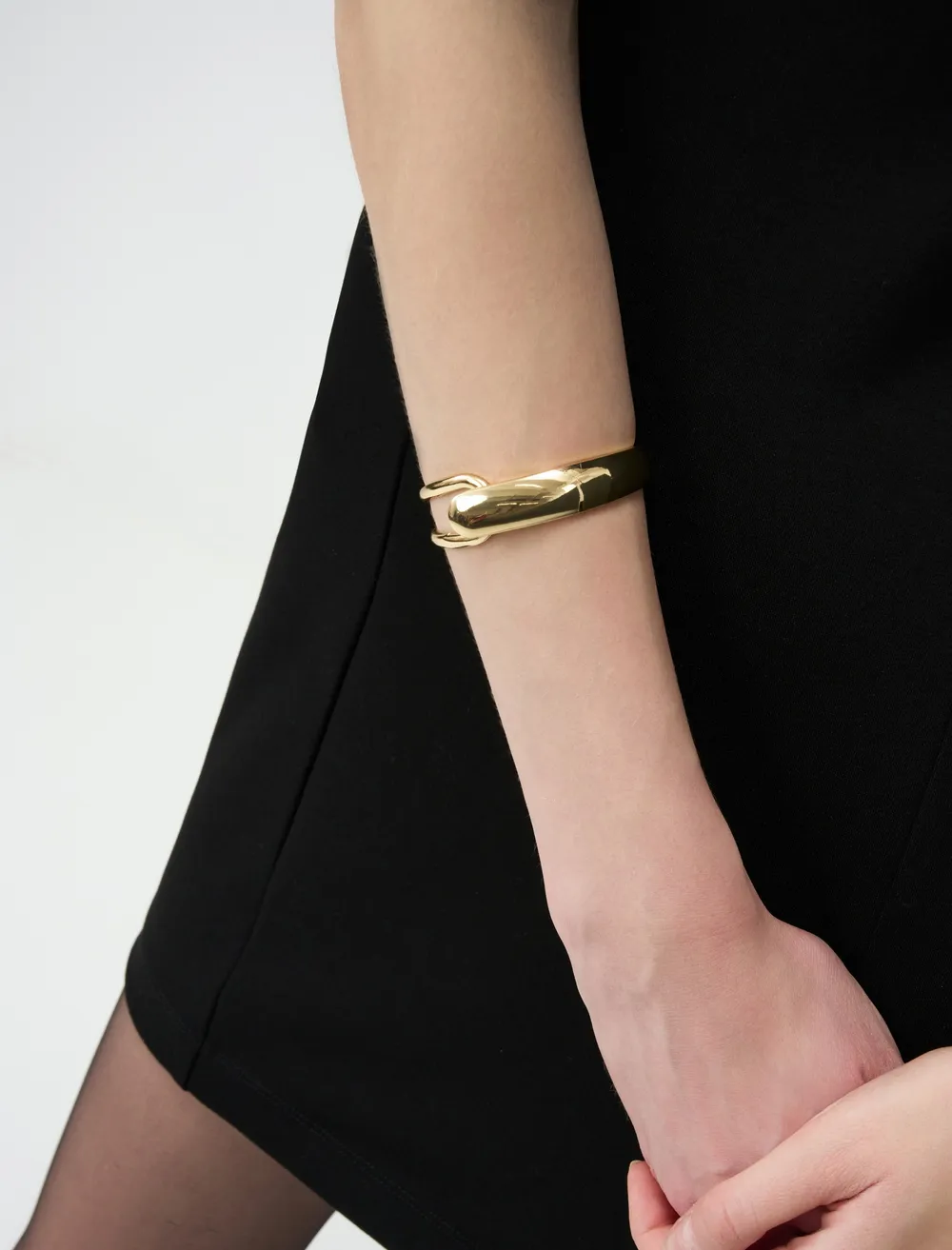 Shiny Modern Bracelet