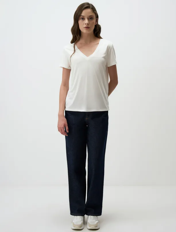 Women White V-Neck Short Sleeve Basic T-Shirt