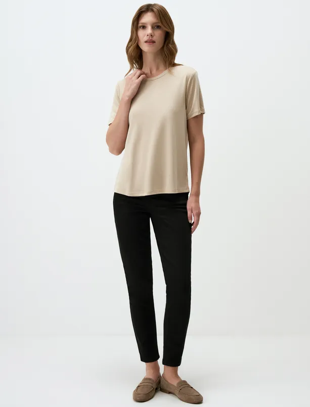 Women Mink Crew Neck Short Sleeve Basic T-Shirt