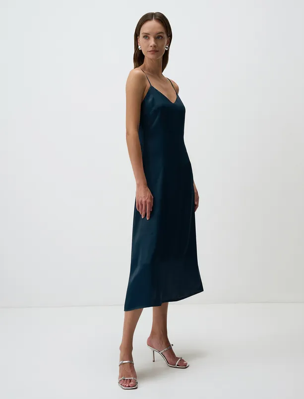 Bayan Mavi V Yaka Askılı Saten Midi Elbise