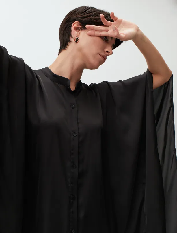 Bayan Siyah Hakim Yaka Kolsuz Saten Gömlek