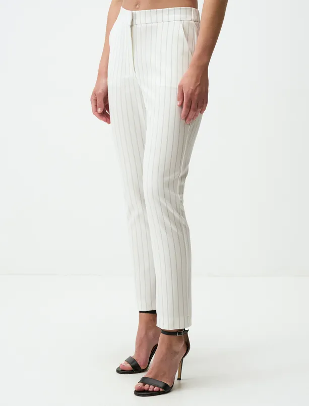 Bayan Beyaz Yüksek Bel Dar Paça Çizgili Pantolon