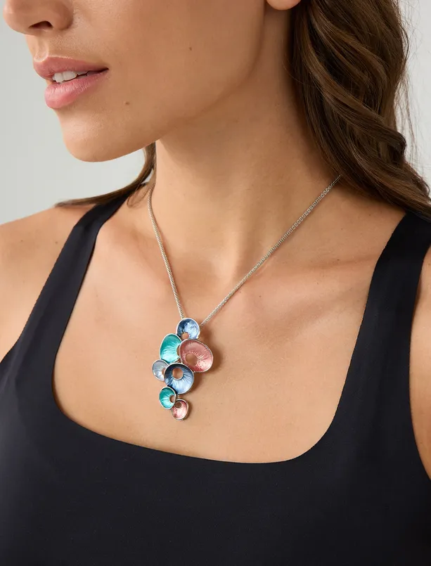 Women Blue Enamel Detailed Multiple Seashell Figured Necklace