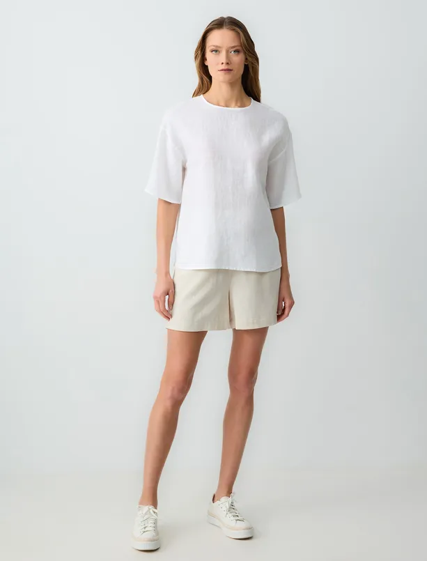 Women White Relaxed Fit Short Sleeve Crew-Neck Linen Blouse