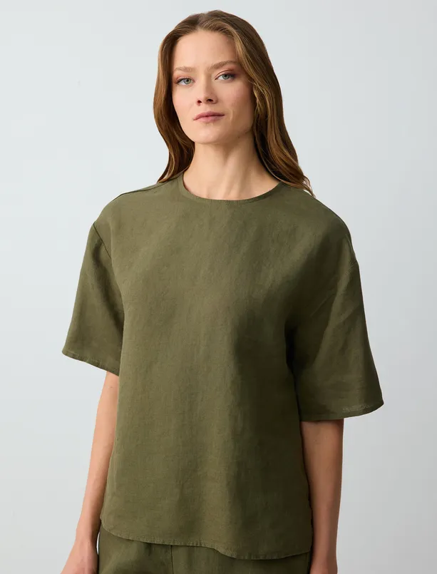 Women Haki Relaxed Fit Short Sleeve Crew-Neck Linen Blouse