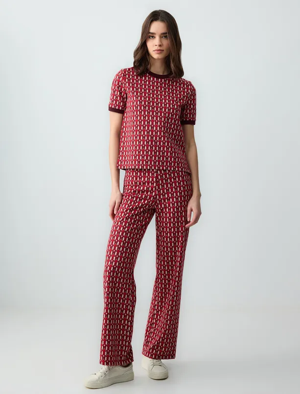 Women Claret Red Crew Neck Short Sleeve Geometric Patterned Knitted Blouse