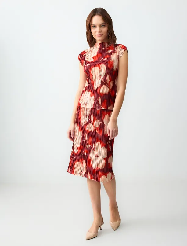 Women Patterned Regular Waist Floral Patterned Knitted Midi Skirt