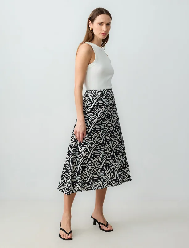 Women Patterned Straight Cut Regular Waist Zebra Patterned Woven Midi Skirt
