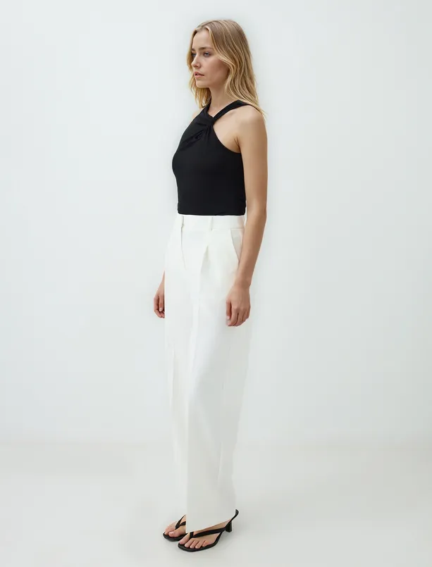 Women White Regular Leg Regular Waist Woven Pants