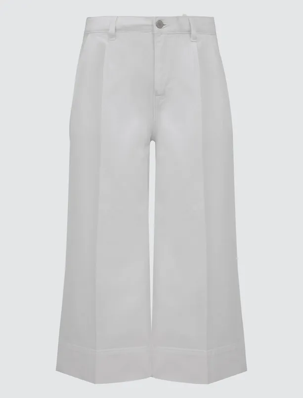 Bayan  %100 Pamuk Rahat Kesim Bol Paça Normal Bel Kısa Denim Pantolon
